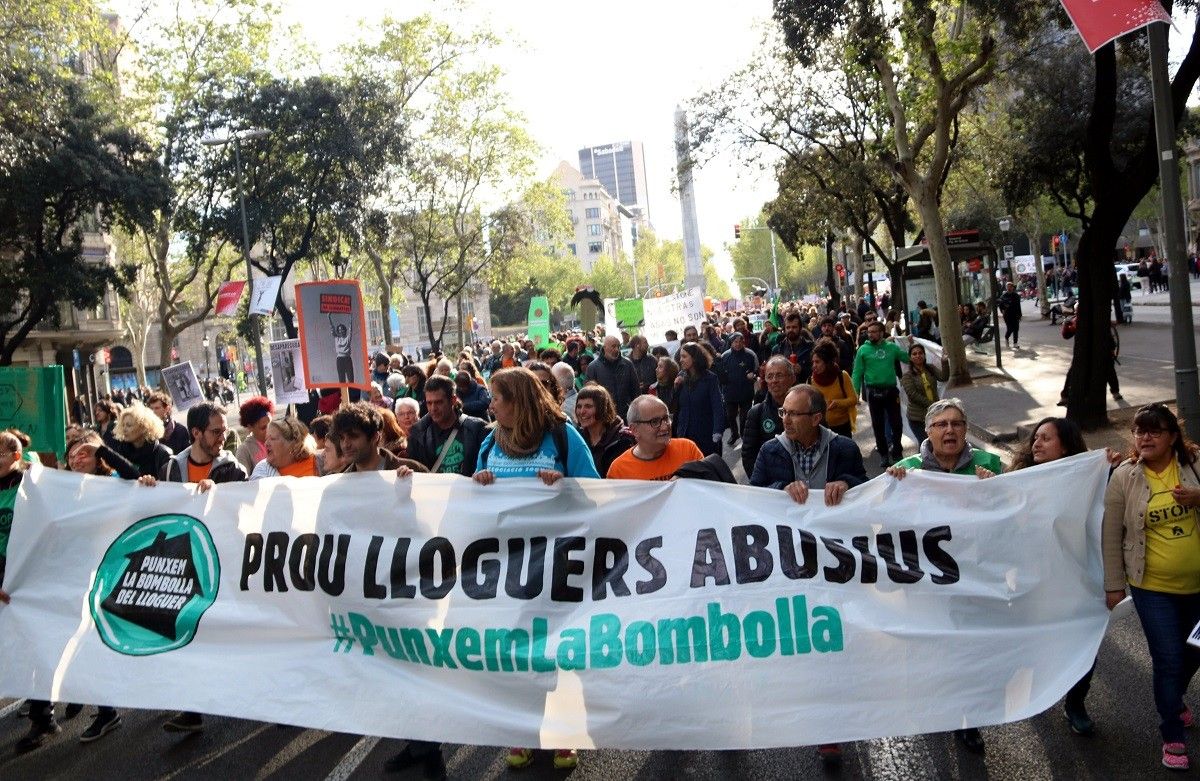 Manifestació a Barcelona per reclamar millores en el lloguer de pisos