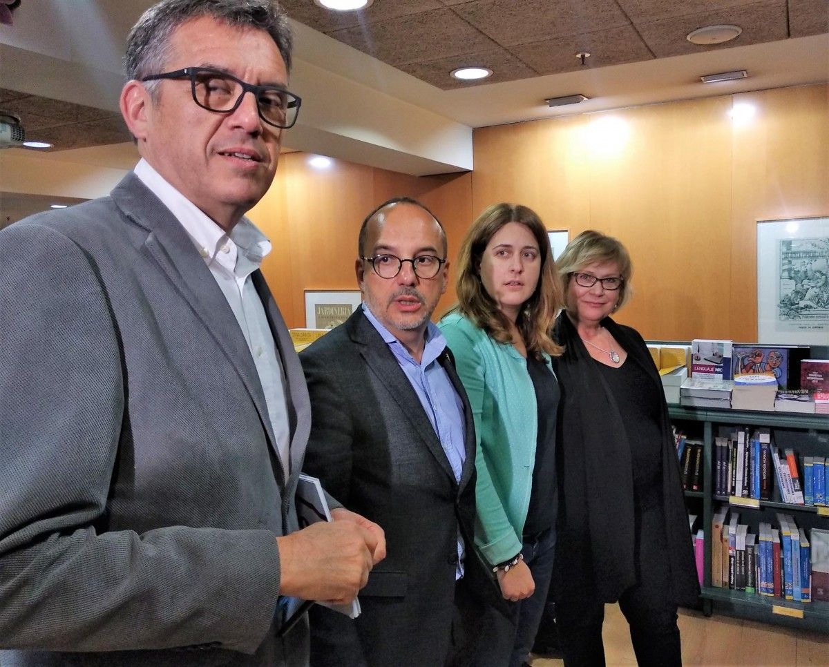 Lluís Recoder, Carles Campuzano, Marta Pascal i Esperança Esteve, en la presentació del darrer llibre de Campuzano.