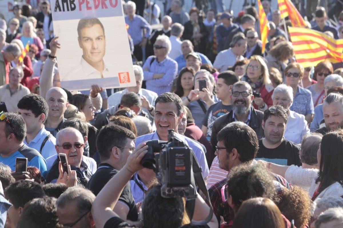 Pedro Sánchez, en un míting a Sabadell durant la seva campanya