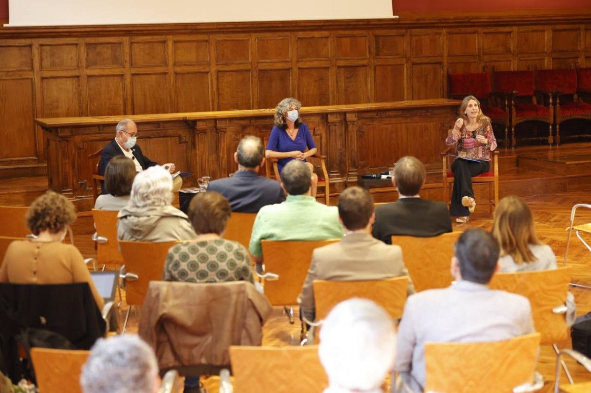 Antoni Trilla, Mercè Crosas i Clara Prats, a l'obertura de les jornades sobre govern obert.