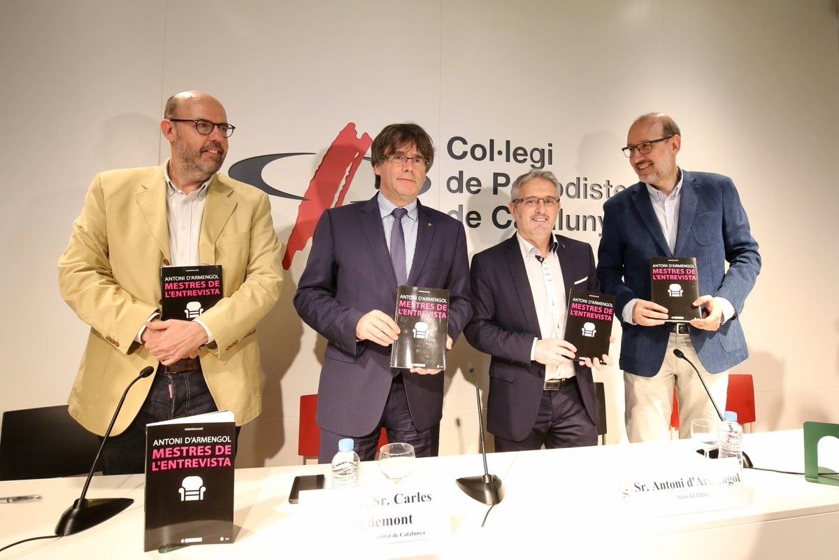 Carles Puigdemont, Jordi Basté, Antoni Bassas i Antoni d'Armengol, aquesta tarda al Col·legi de Periodistes