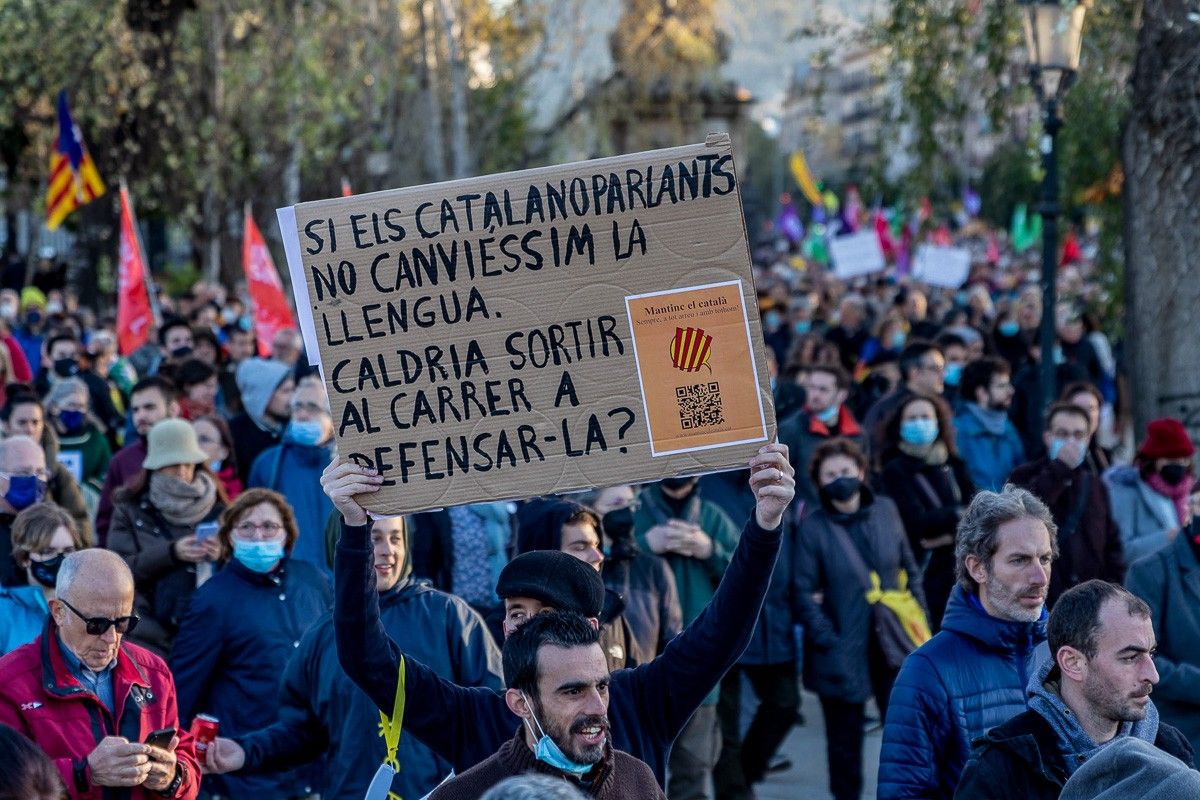 Manifestació a favor del català