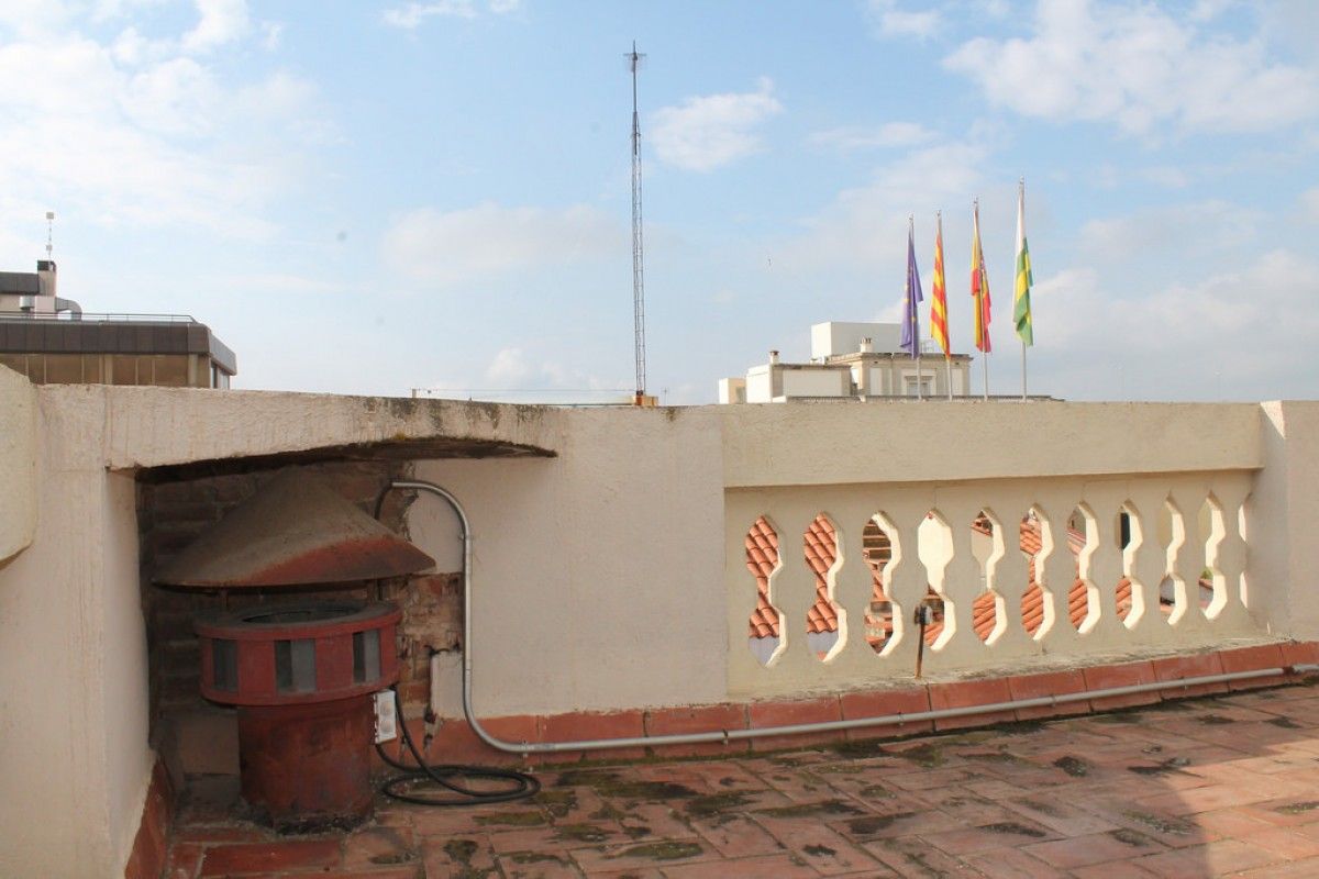 La sirena del terrat de l'Ajuntament de Sabadell data de 1937