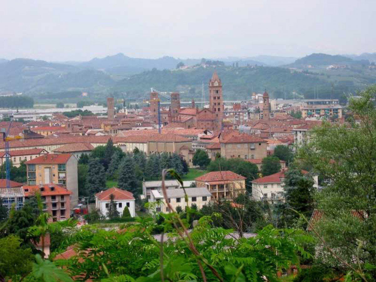 El municipi d'Alba, Itàlia