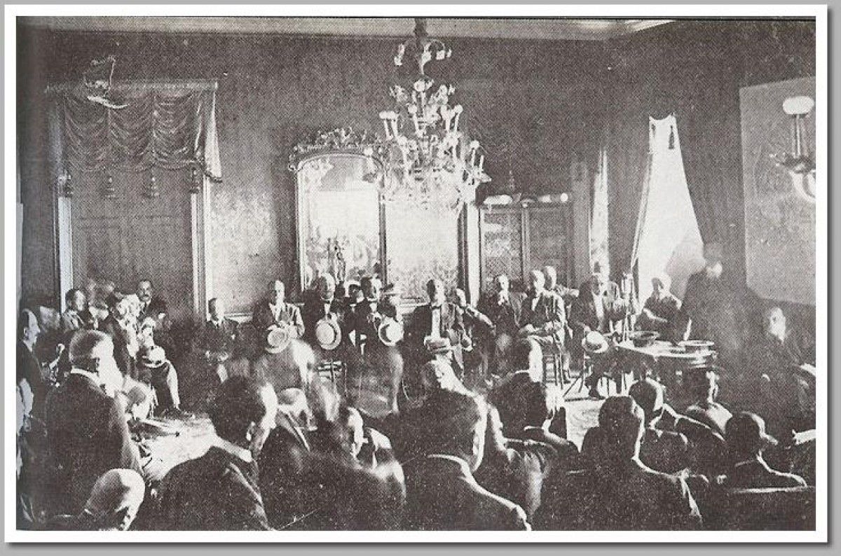 Una imatge de la primera reunió de l'Assemblea de Parlamentaris