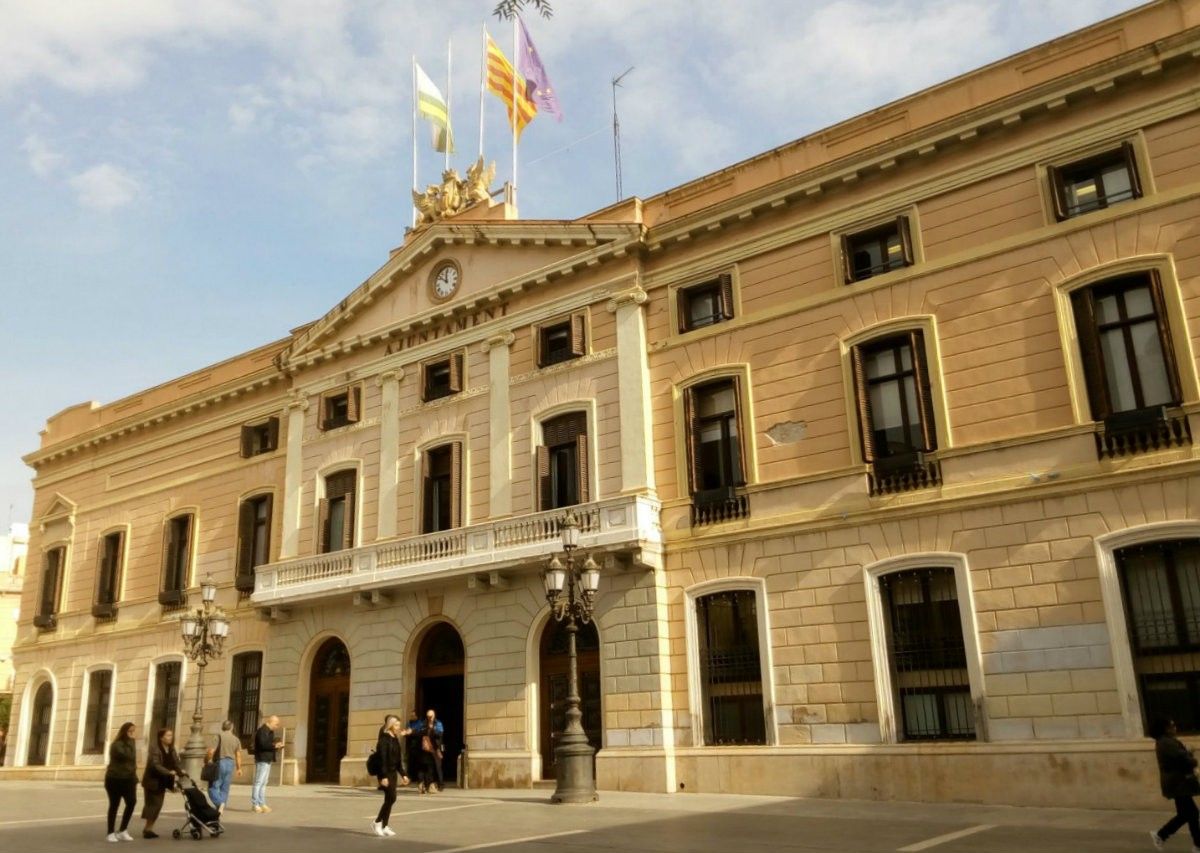 La façana de l'Ajuntament de Sabadell 