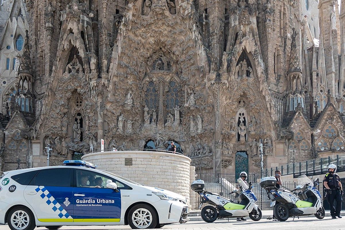 La Guàrdia Urbana a la Sagrada Família.