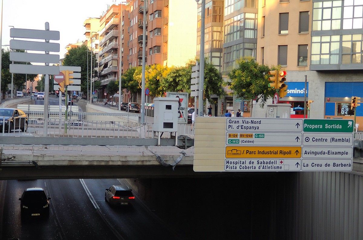 Un tram de la Gran Via de Sabadell