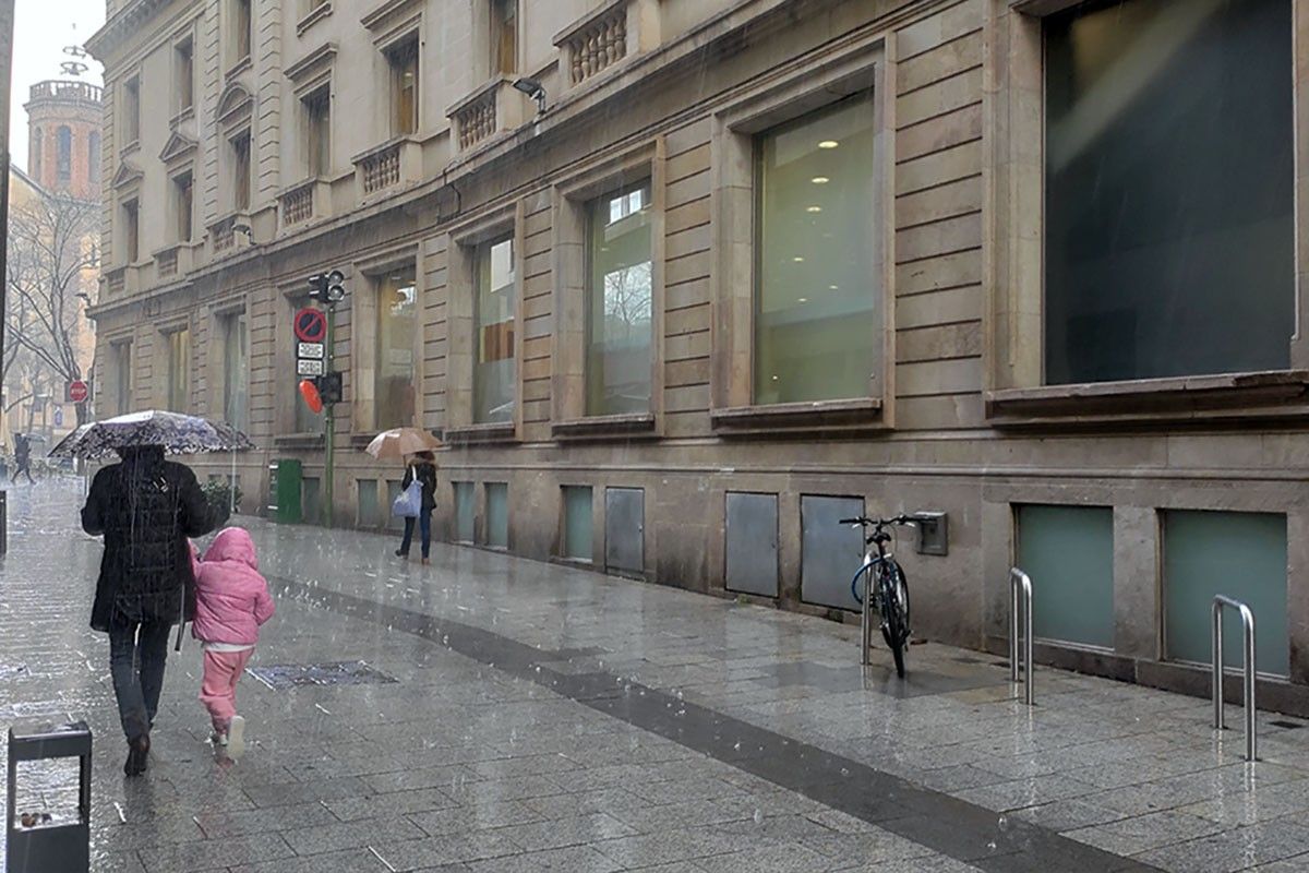 Imatge d'arxiu de pluja a Sabadell 