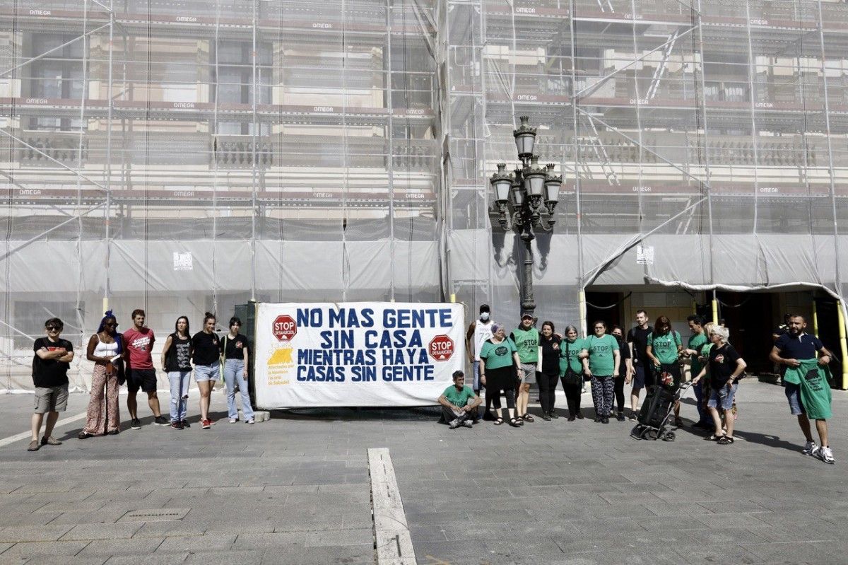 imatge d'arxiu d'una protesta de la PAHC a la plaça Sant Roc