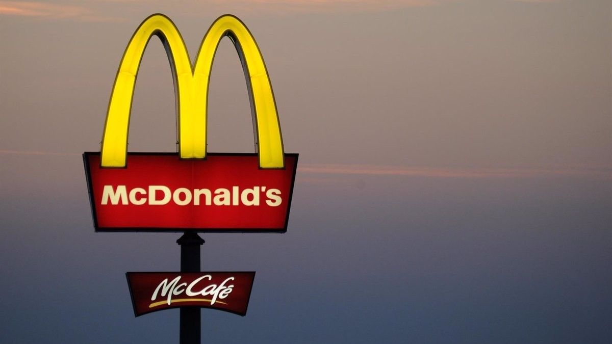 Un dels logos de McDonald's, als EUA