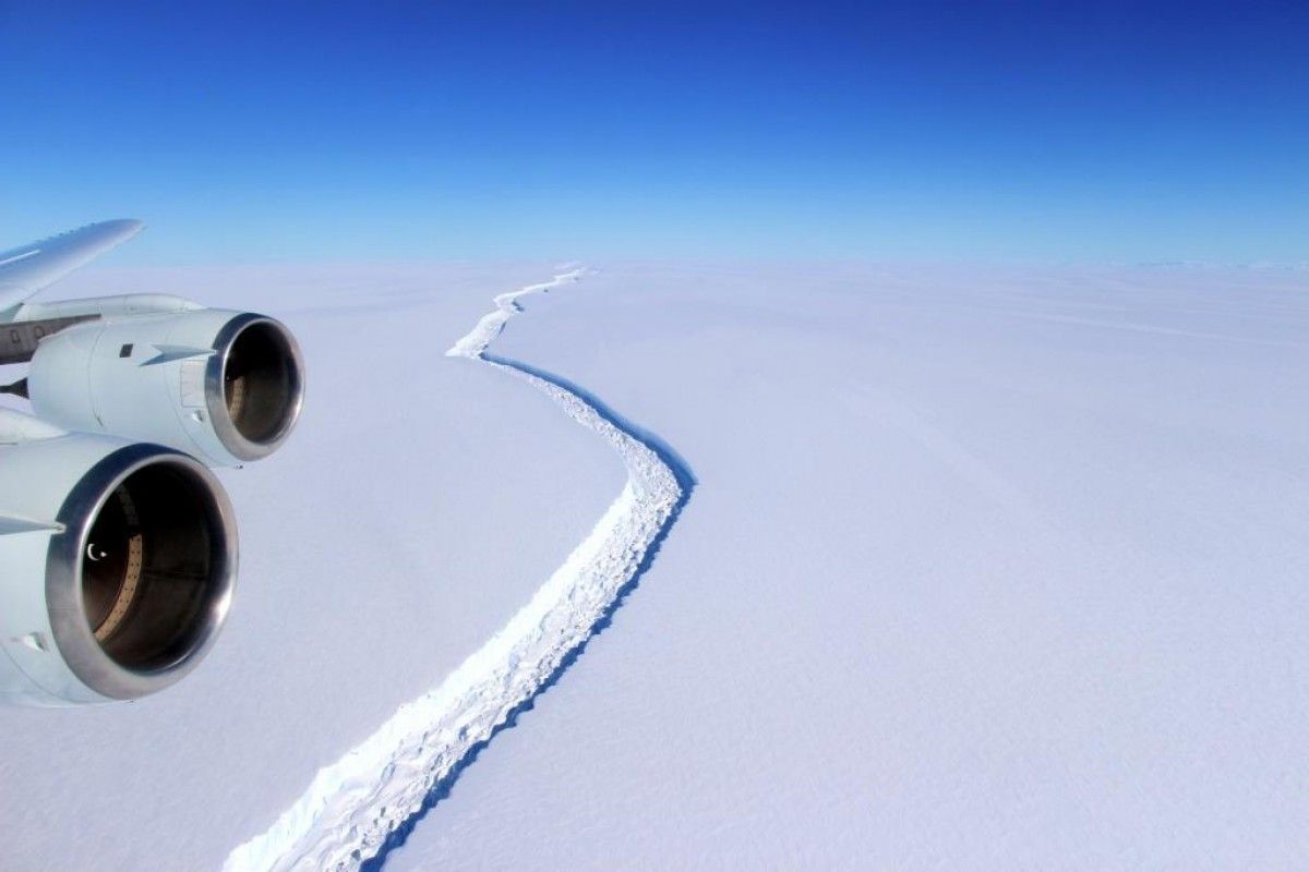 La fractura de l'iceberg, vista des d'un avió