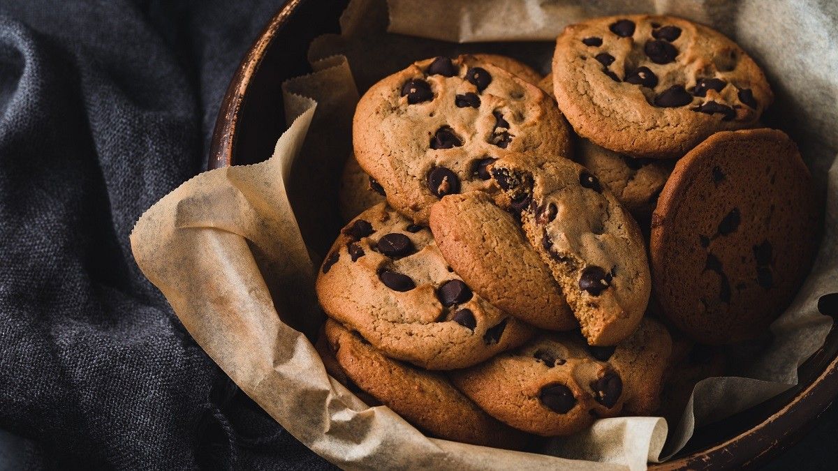 Galetes amb trossets de xocolata, en una imatge d'arxiu