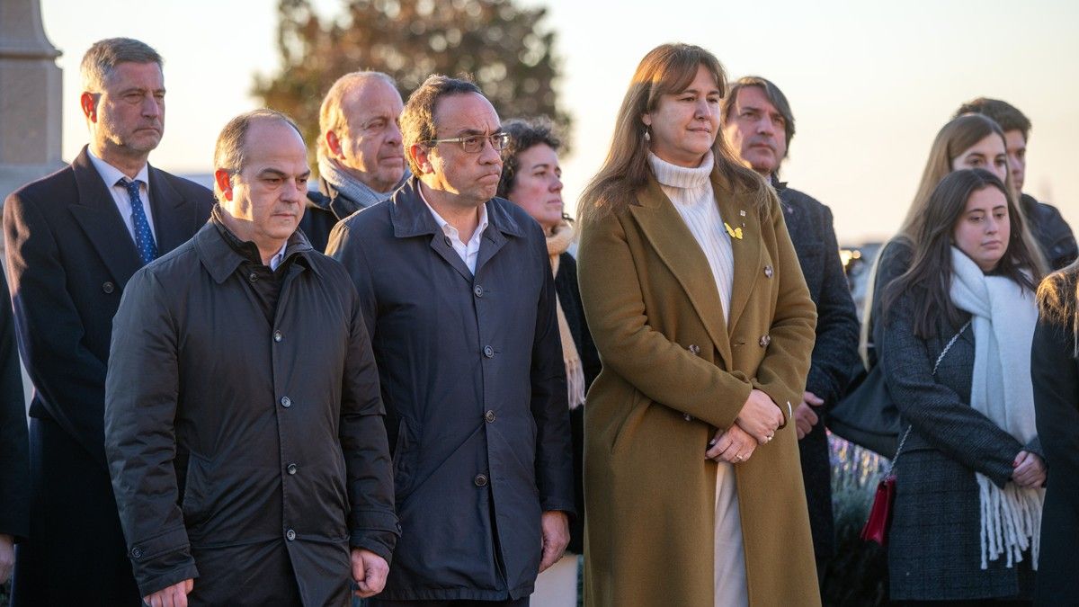 Jordi Turull, Josep Rull i Laura Borràs, durant l'ofrena floral anual a la tomba de l'expresident  Francesc Macià