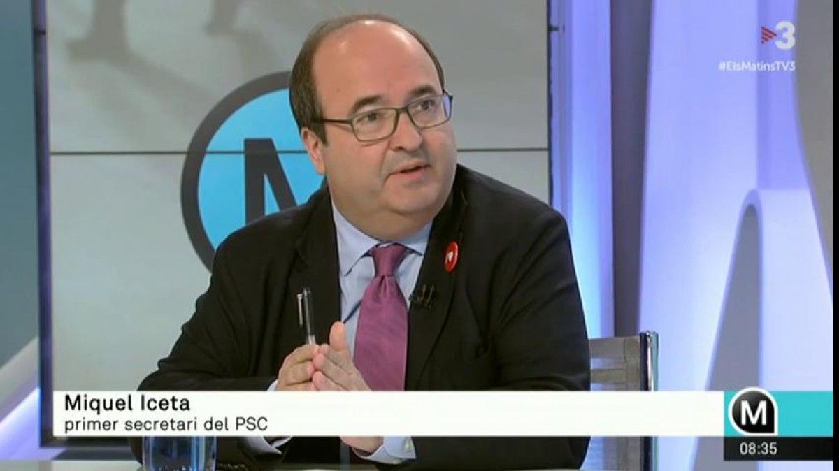 El líder del PSC, Miquel Iceta, durant l'entrevista a TV3