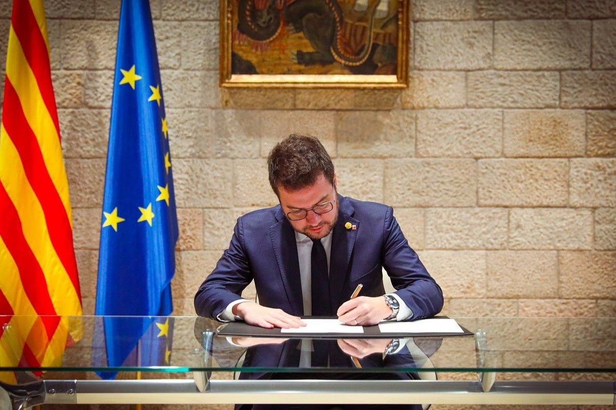 Pere Aragonès, que ha signat aquest dilluns el decret de convocatòria d'eleccions