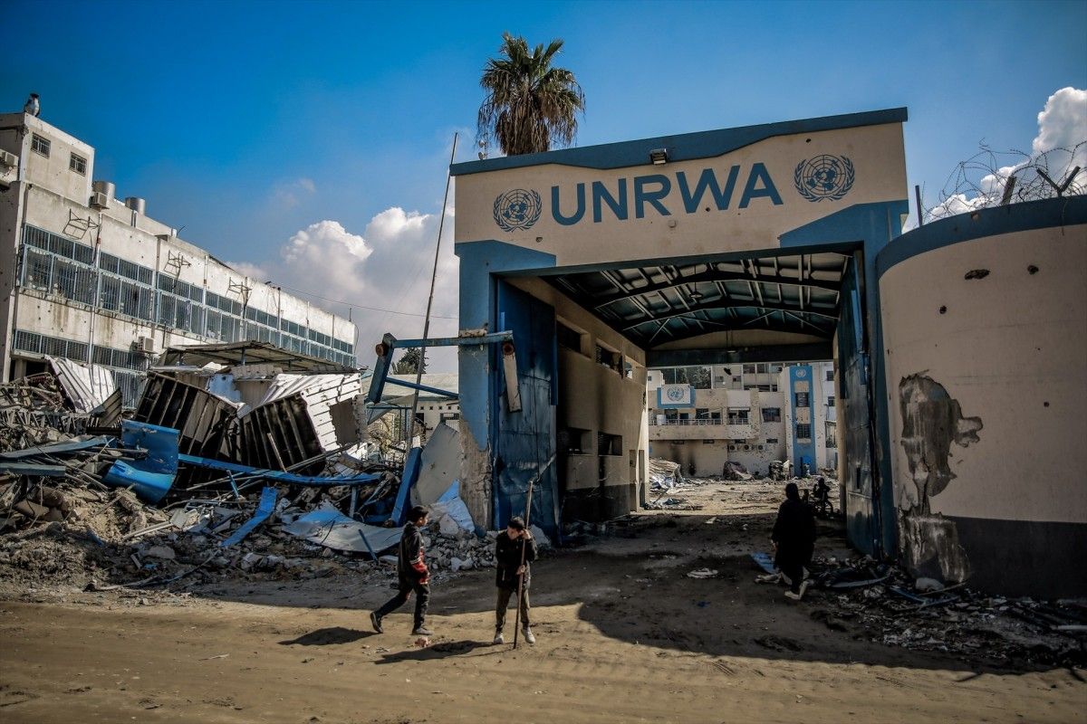 La seu de l'Agència pels Refugiats de la ONU, víctima d'un dels bombardejos d'Israel a la franja de Gaza