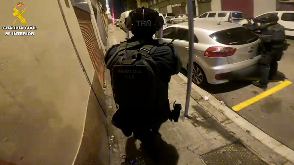 Operatiu per detenir un home vinculat amb el gihadisme a Barcelona