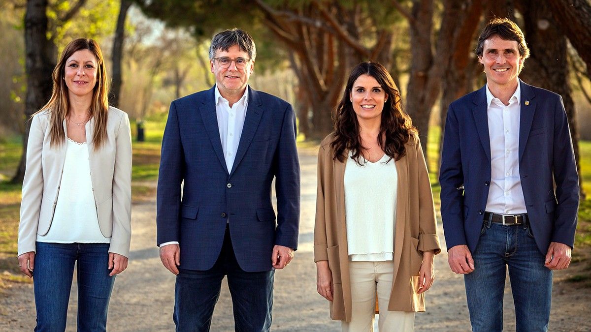 Puigdemont, amb els tres candidats de les demarcacions catalanes
