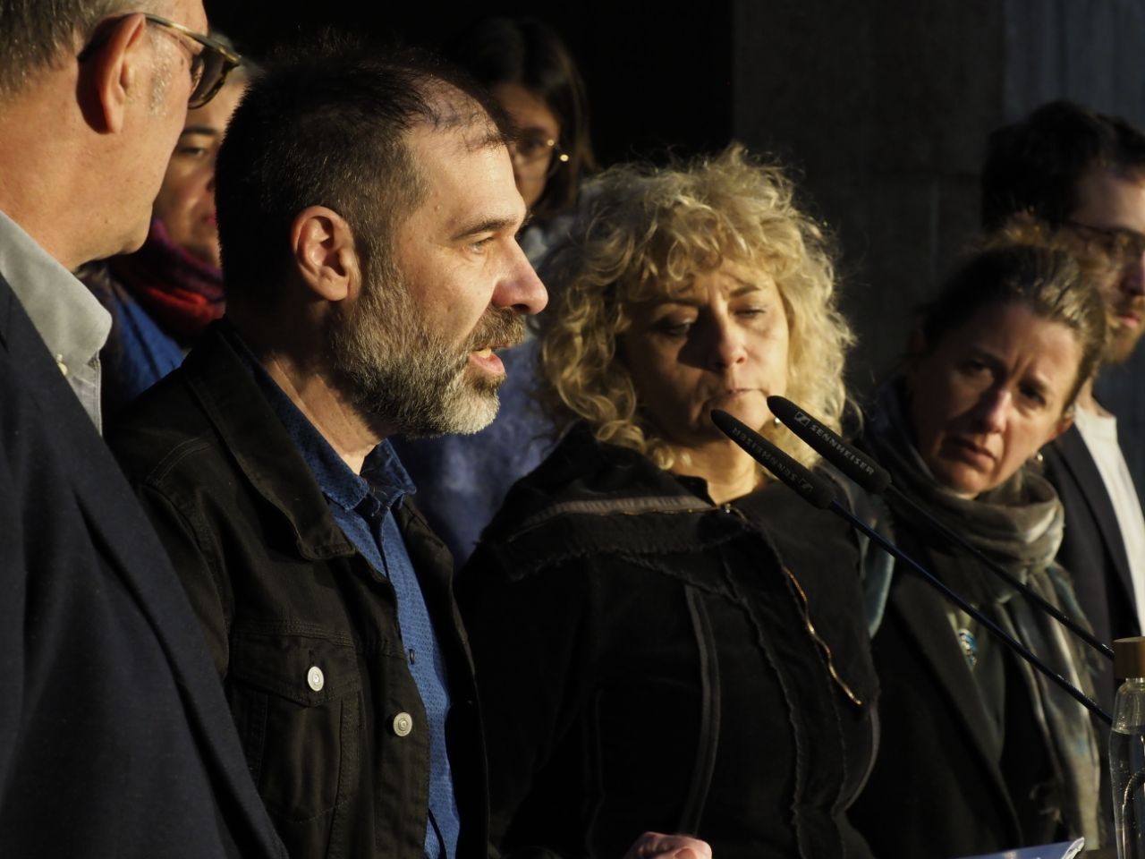 El directiu d'Òmnium Cultural Oleguer Serra després d'anunciar que ha marxat a l'exili