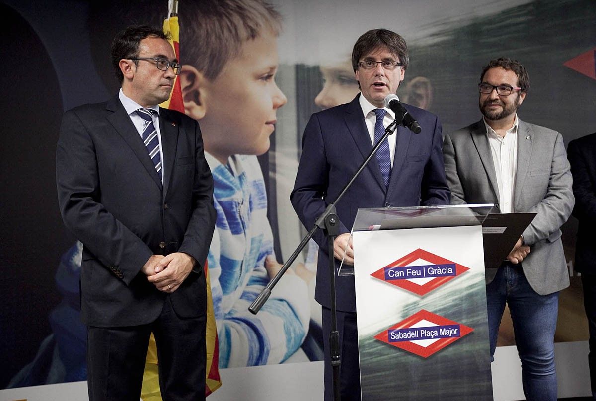 Carles Puigdemont, en la inauguració de les dues noves estacions dels FGC