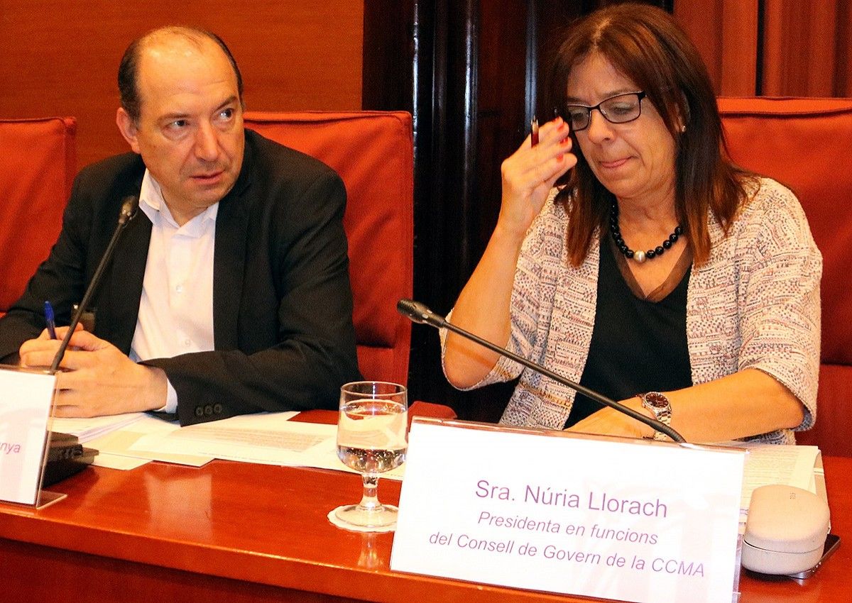 Núria Llorach i Vicent Sanchis, al Parlament