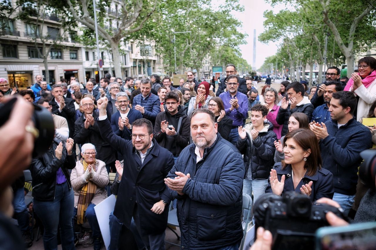 Pere Aragonès i Oriol Junqueras a l'acte d'inici de campanya d'ERC.