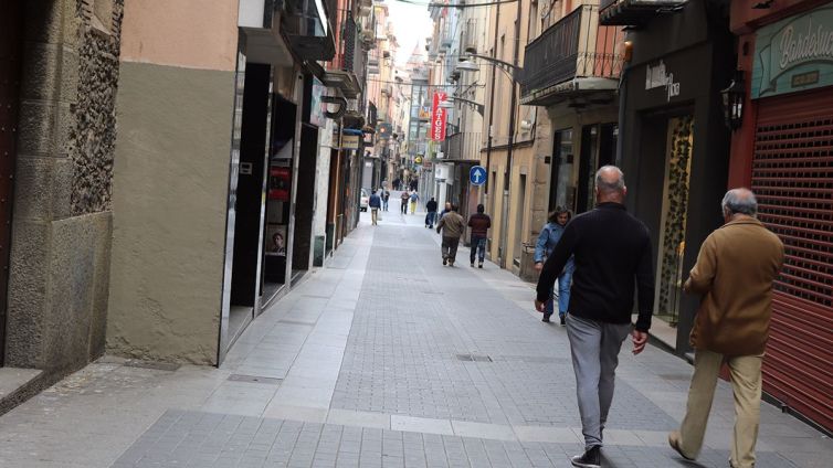 El carrer Major d'Olot, principal eix comercial de la ciutat