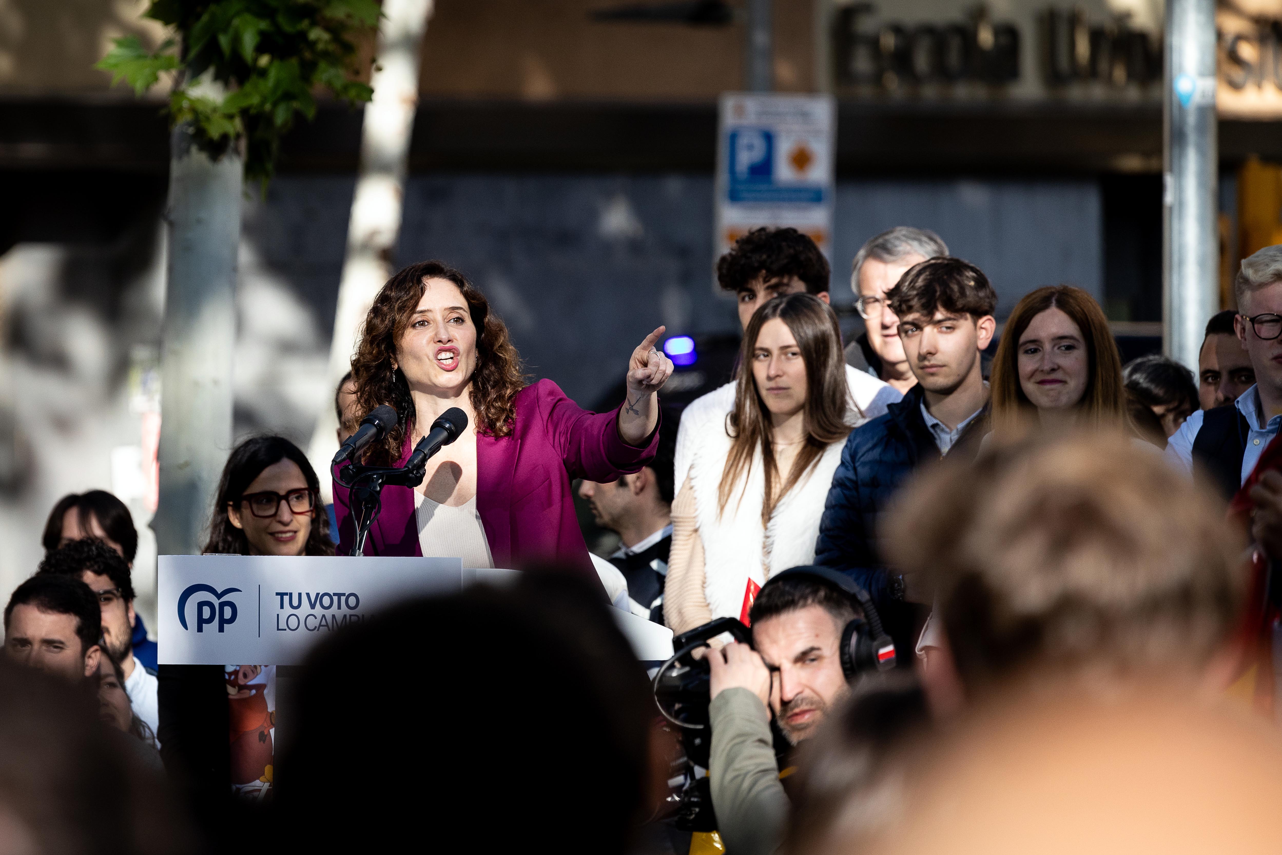 Isabel Díaz Ayuso, en un acte del PP a Barcelona.