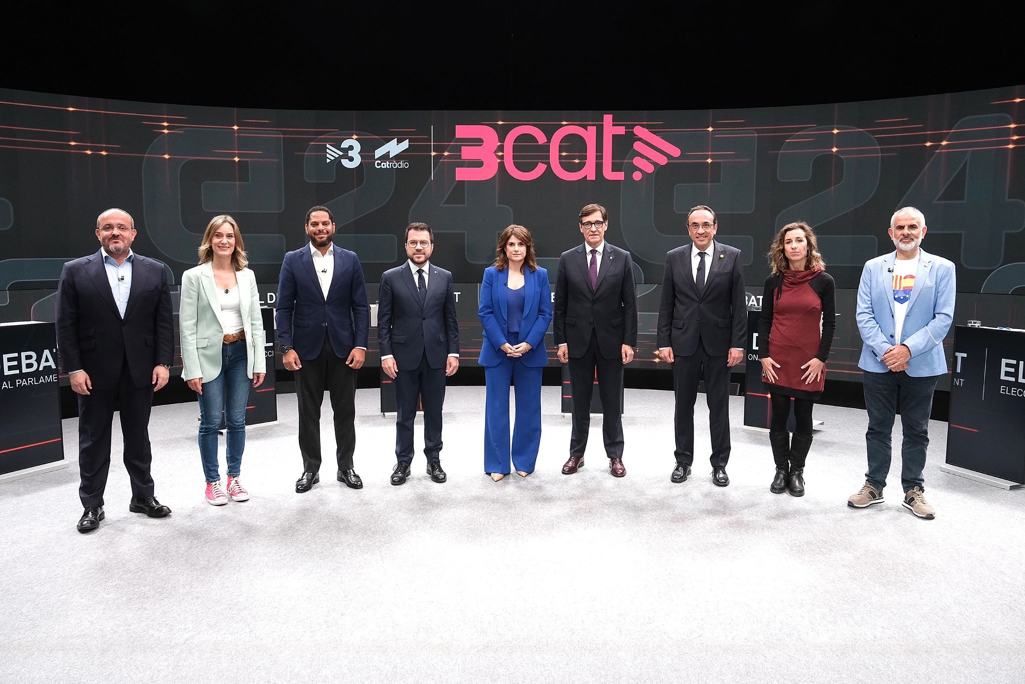Els candidats, abans de començar el debat de TV3 i Catalunya Ràdio