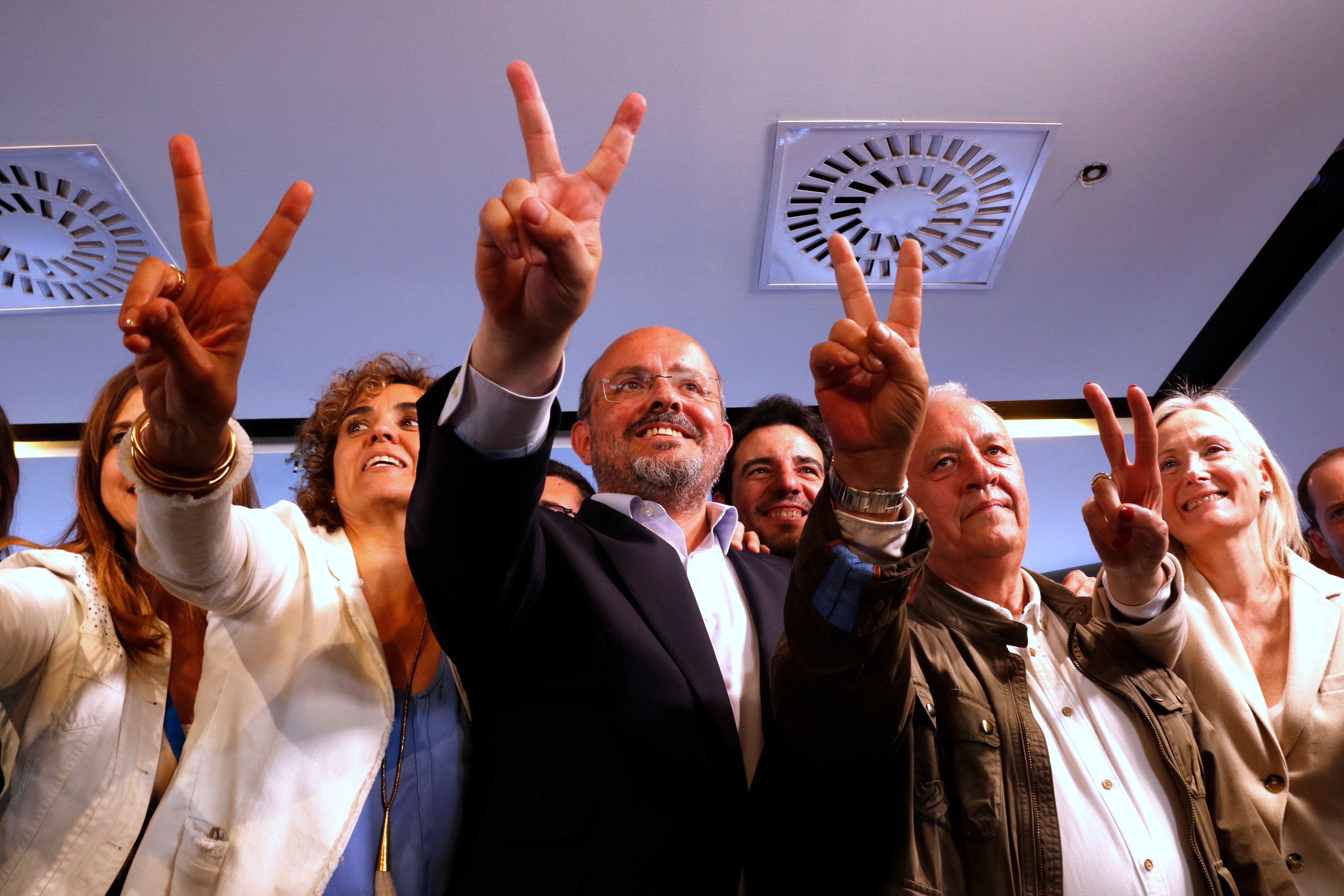 Alejandro Fernández, amb la direcció del PP català, aquest divendres.