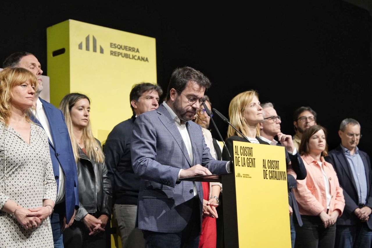 El president de la Generalitat i candidat d'ERC, Pere Aragonès, aquest diumenge a l'Estació del Nord.