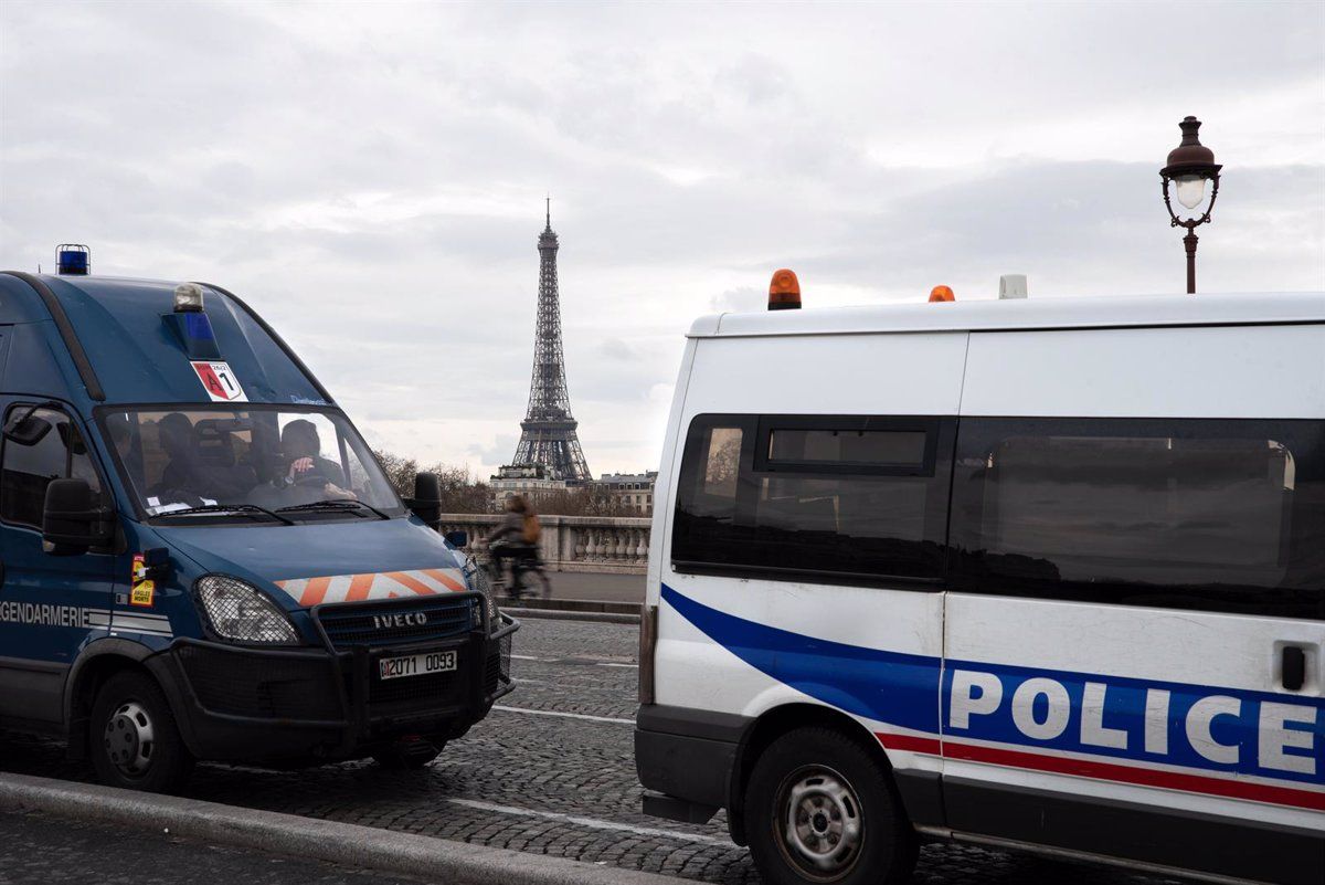 Furgons policials a França