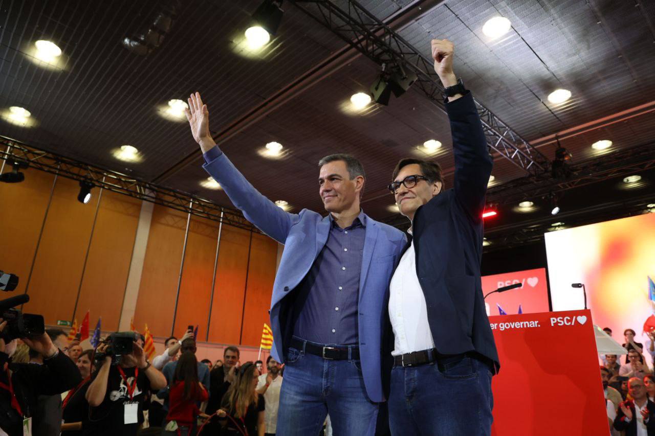 Pedro Sánchez i Salvador Illa, aquest dissabte a Barcelona per celebrar la victòria del PSC el 12-M