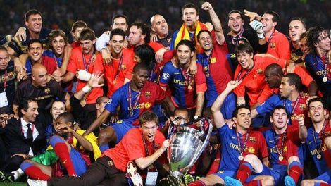 El Barça celebra la victòria a la final de Roma de 2009 que li va donar el seu primer triplet 