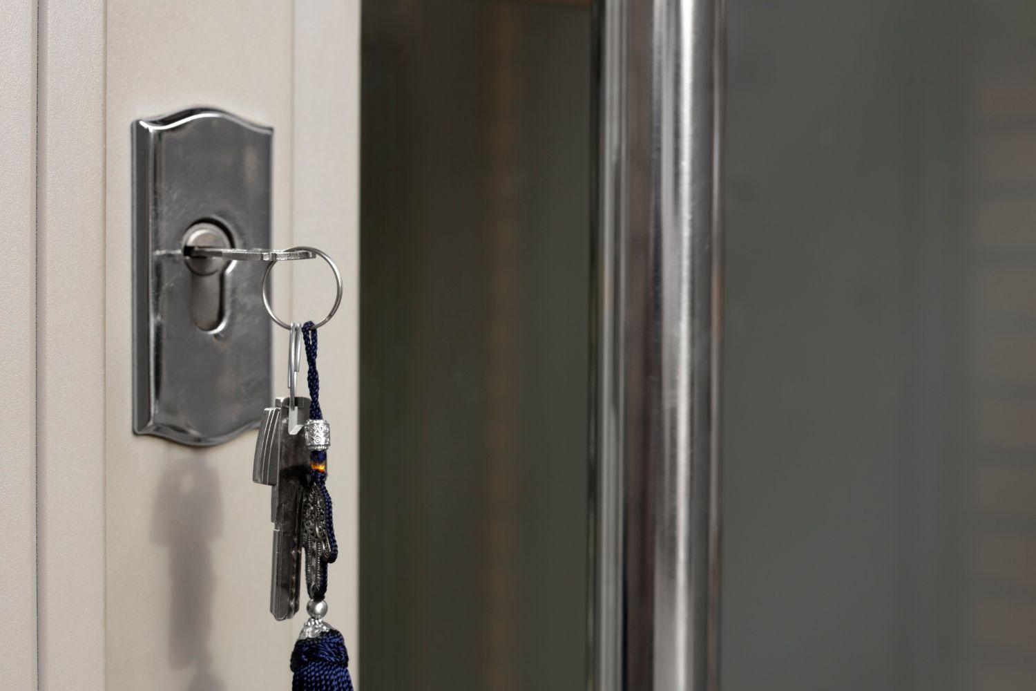 Deixar les claus posades al pany és un risc de seguretat per casa, però també contraproduent per la nostra salut