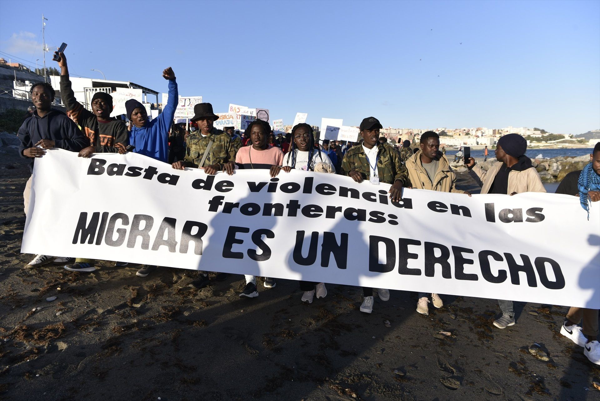 Marxa per exigir justícia per les morts del Tarajal a Ceuta, el febrer de 2023.