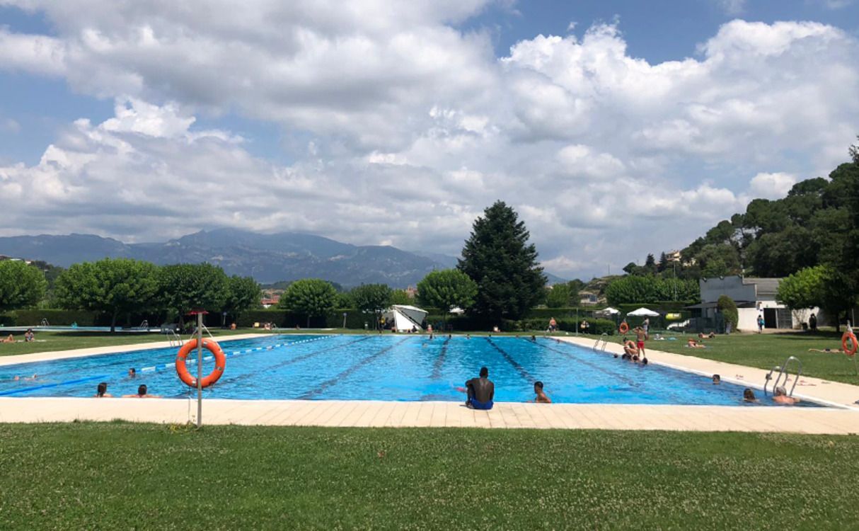 Una piscina pública a Gironella, al Berguedà