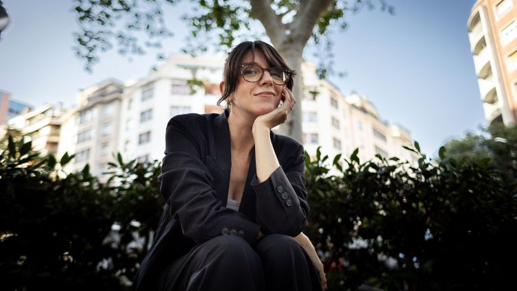 Elisenda Pineda, escriptora, La catalana llengua