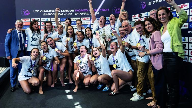 El CN Sabadell va guanyar la setena Champions femenina de waterpolo.