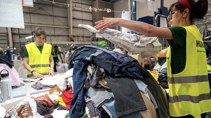 Durant el 2023, Humana va recollir 4.632 tones de roba, gràcies a la seva xarxa de 1.400 contenidors