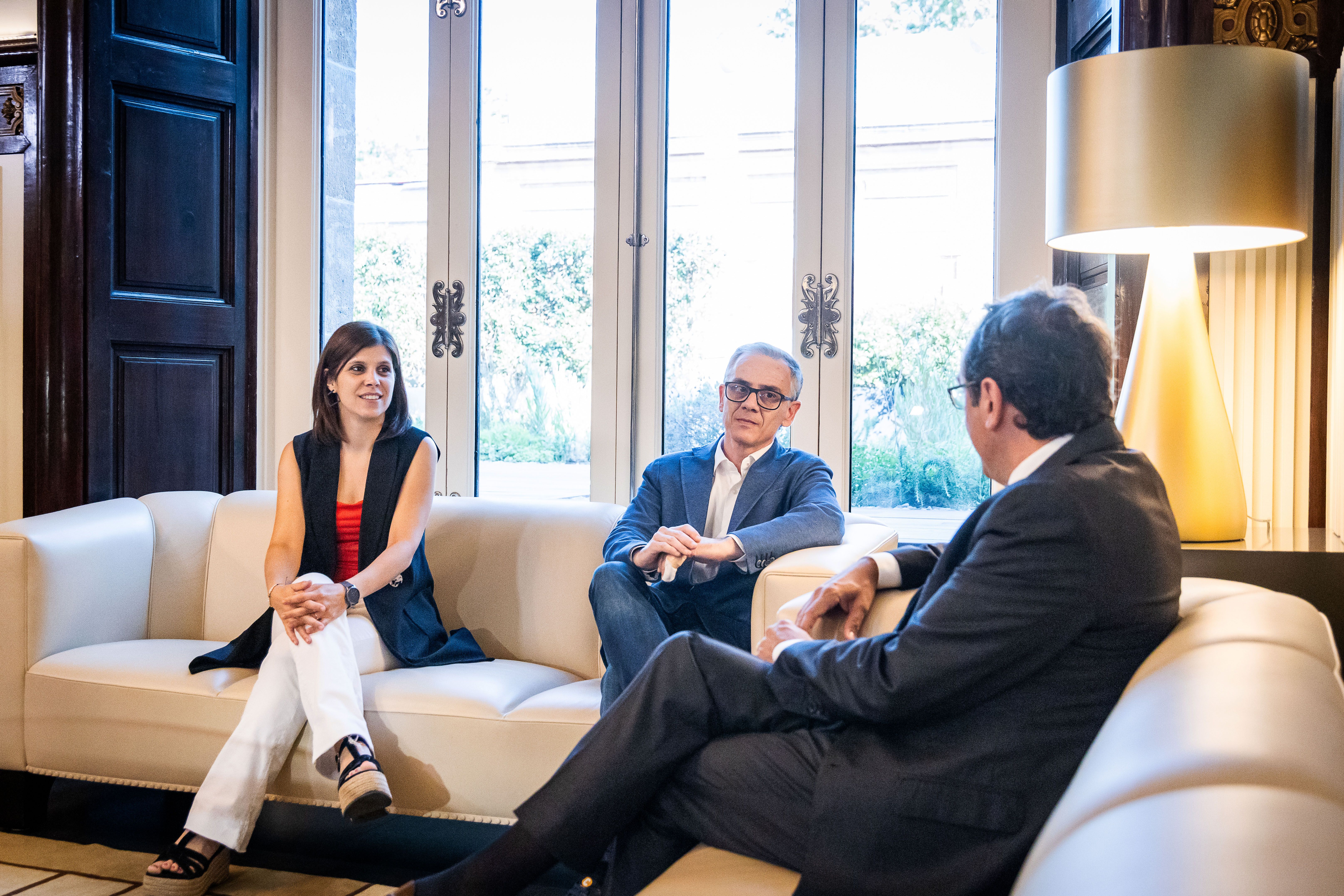 Els representants d'ERC Marta Vilalta i Josep Maria Jové, reunits aquest dimarts amb el president del Parlament, Josep Rull.