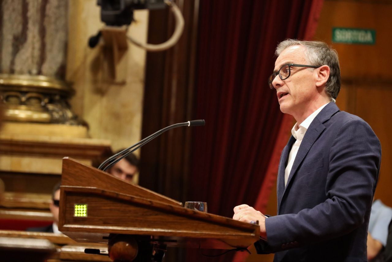 Josep Maria Jové, al ple del Parlament.