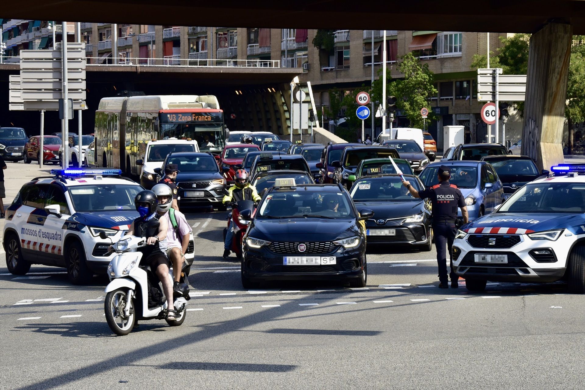 Els Mossos, en l'operació Gàbia realitzada a Barcelona