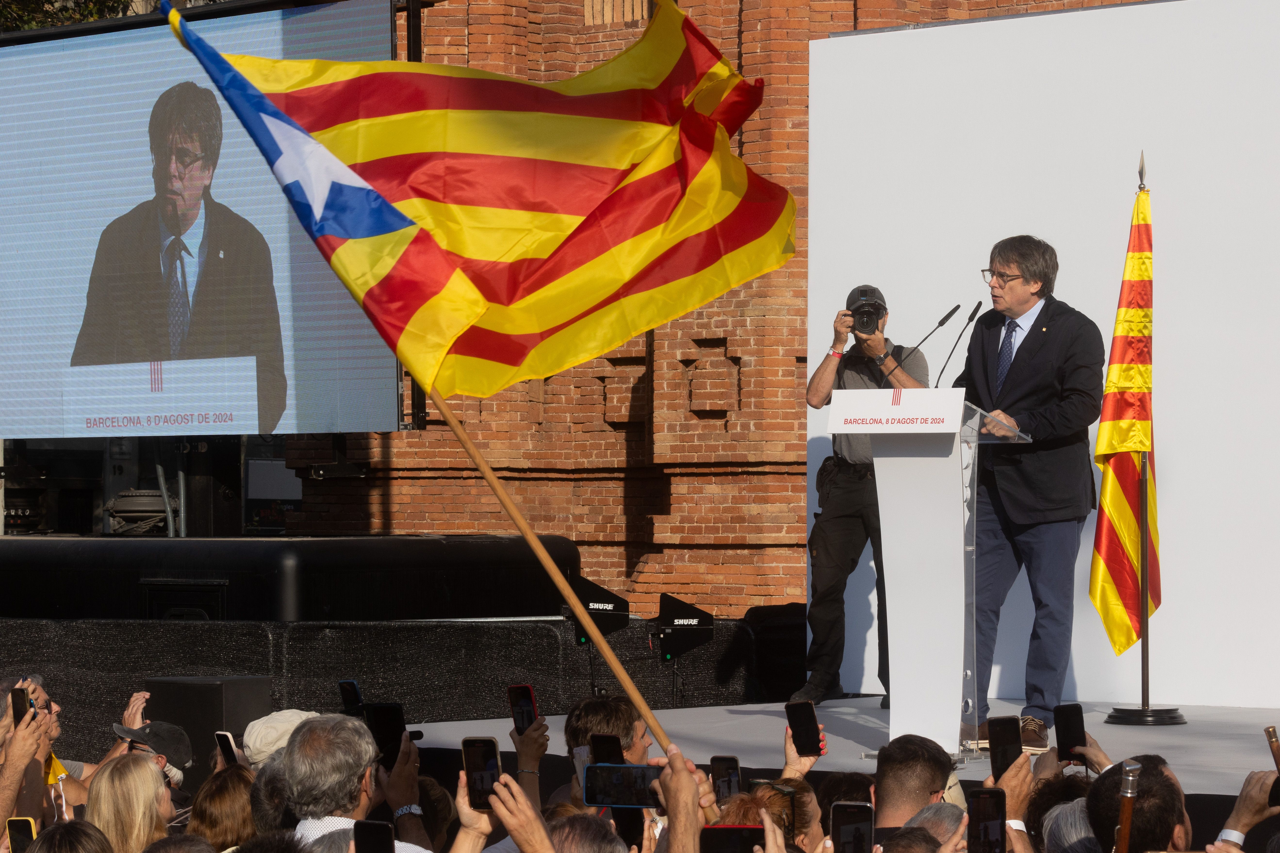 Carles Puigdemont, durant l'acte a l'Arc de Triomf