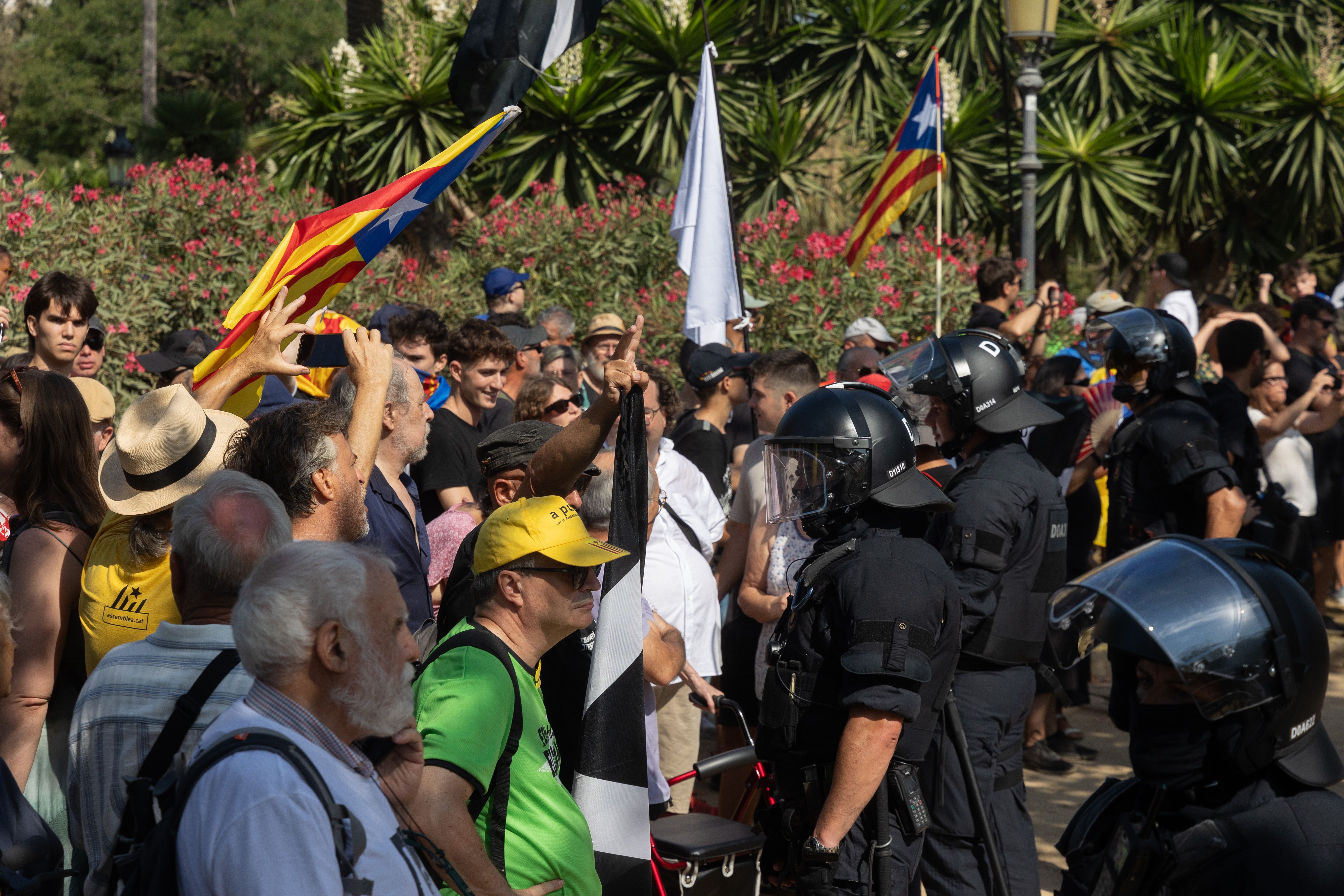 Concentració al parc de la Ciutadella per rebre Carles Puigdemont