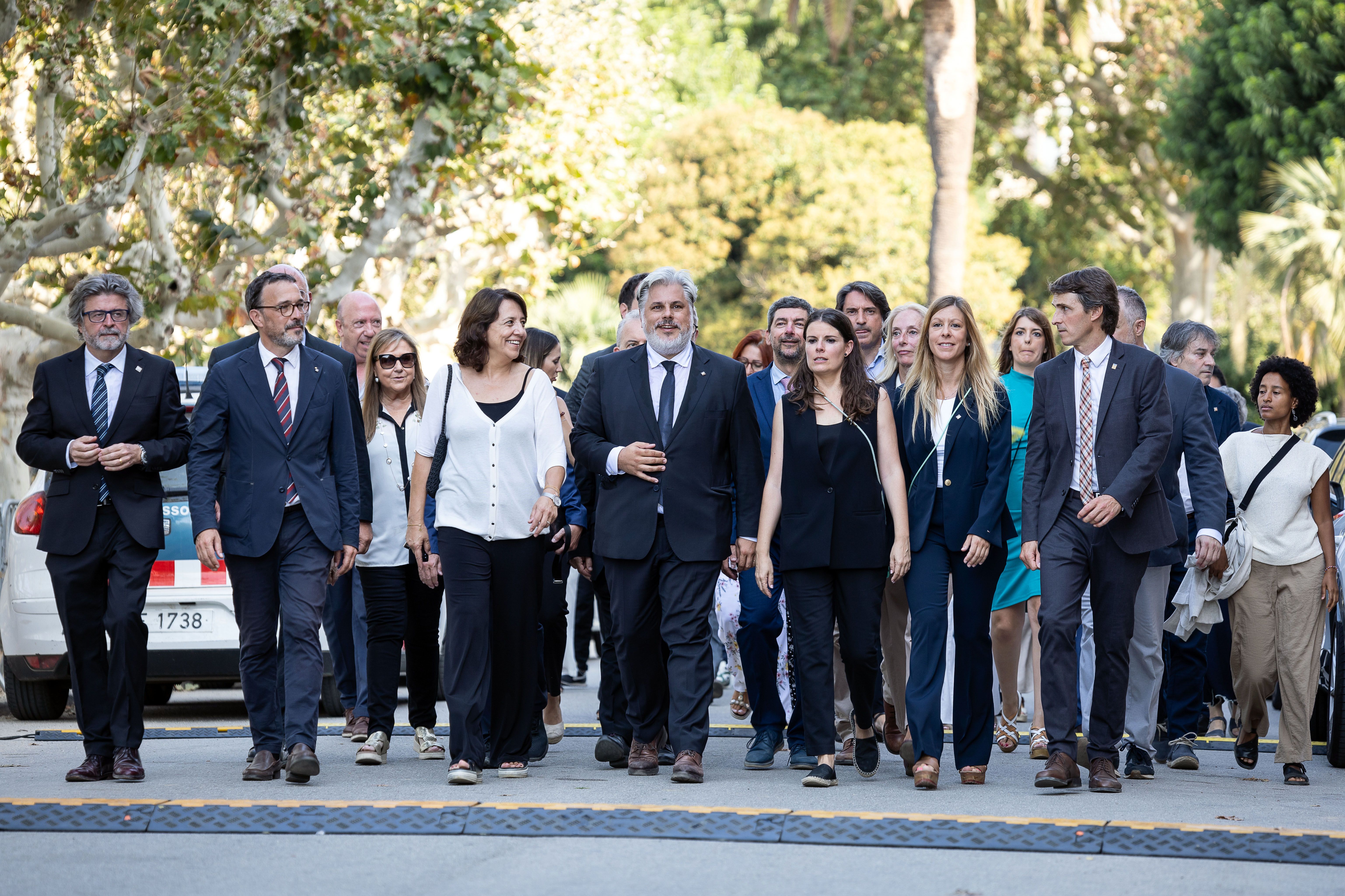 El grup parlamentari de Junts, dijous de la setmana passada assistint al ple del Parlament.