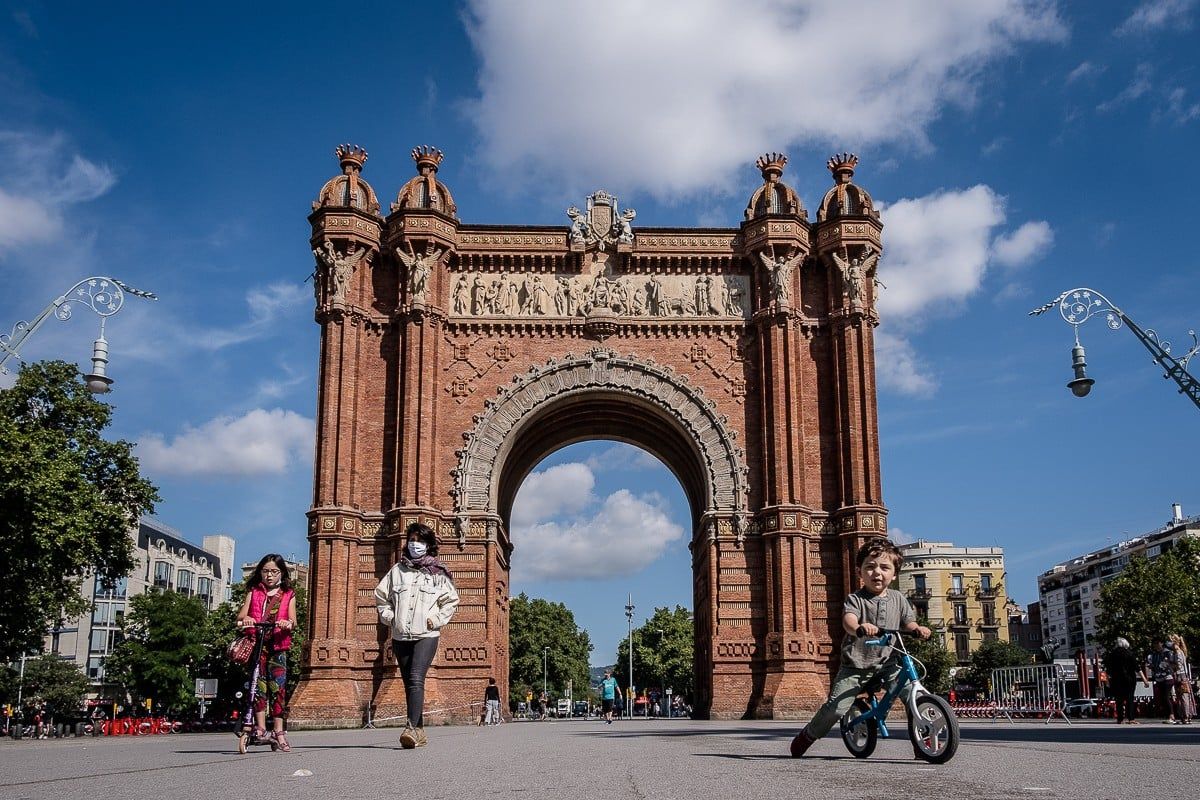 L'Arc de Triomf de Barcelona durant el confinament