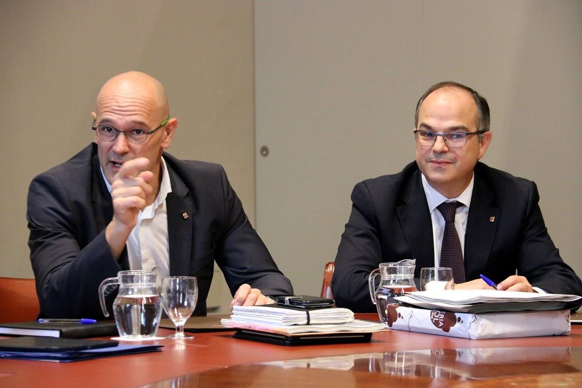 Raül Romeva i Jordi Turull, durant la reunió del Govern del 26 de setembre del 2017