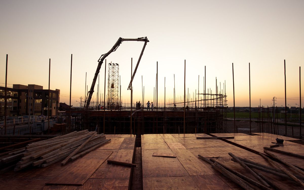 Un edifici en construcció, en una imatge d'arxiu